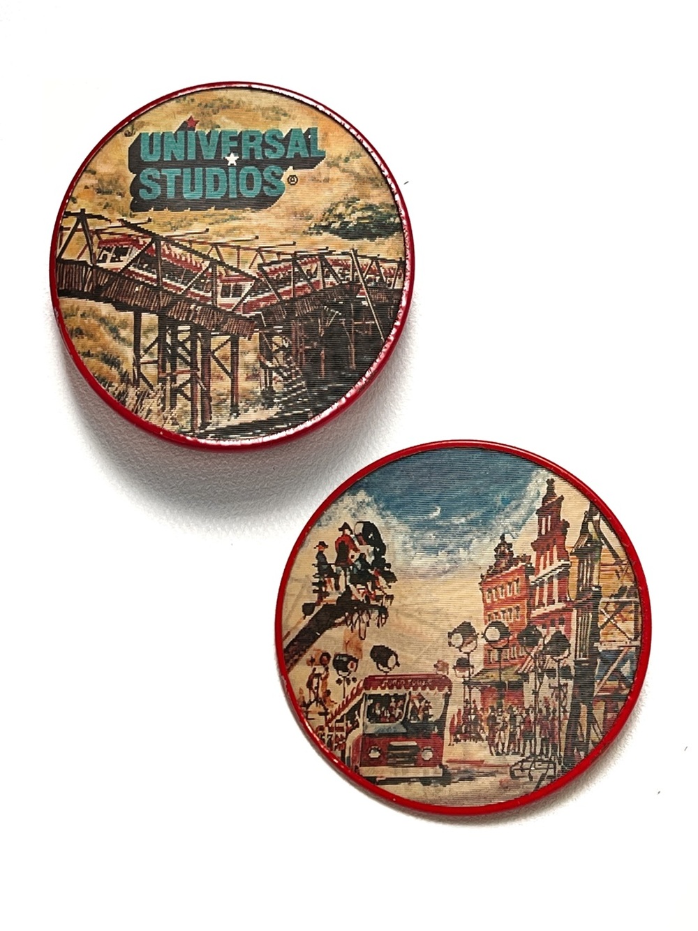 Vintage Flicker Flasher Lenticular Pinback Pin Button Universal Studios Souvenir